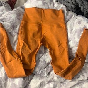 Alphalete aero leggings